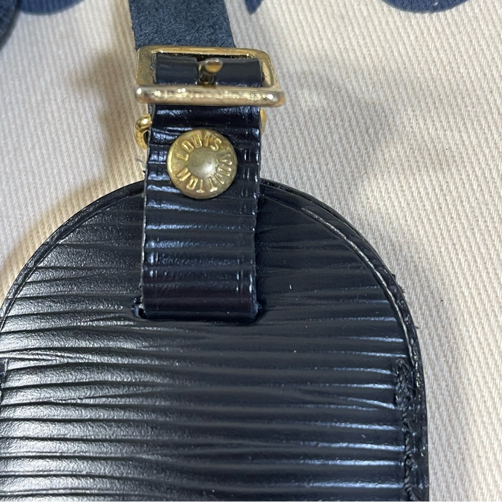 Louis Vuitton Luggage Tag & Poignet Set, Black Epi - Picture 7 of 16